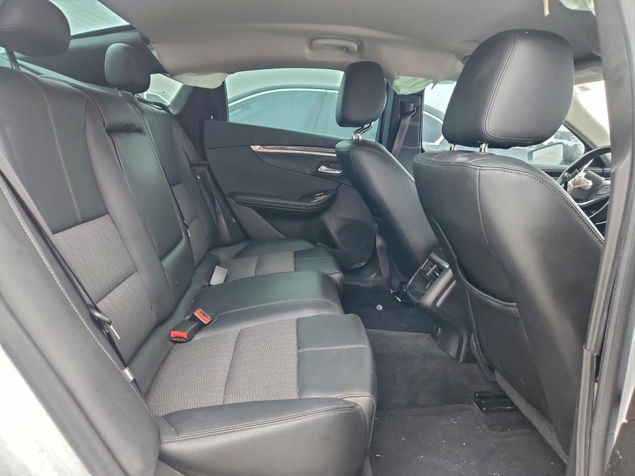 2015 CHEVROLET IMPALA LT photo 10