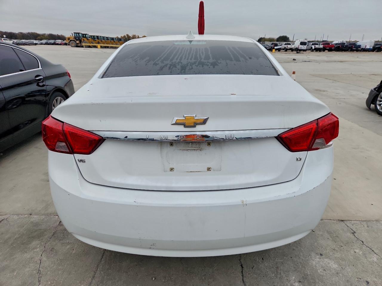 2015 CHEVROLET IMPALA LT photo 6