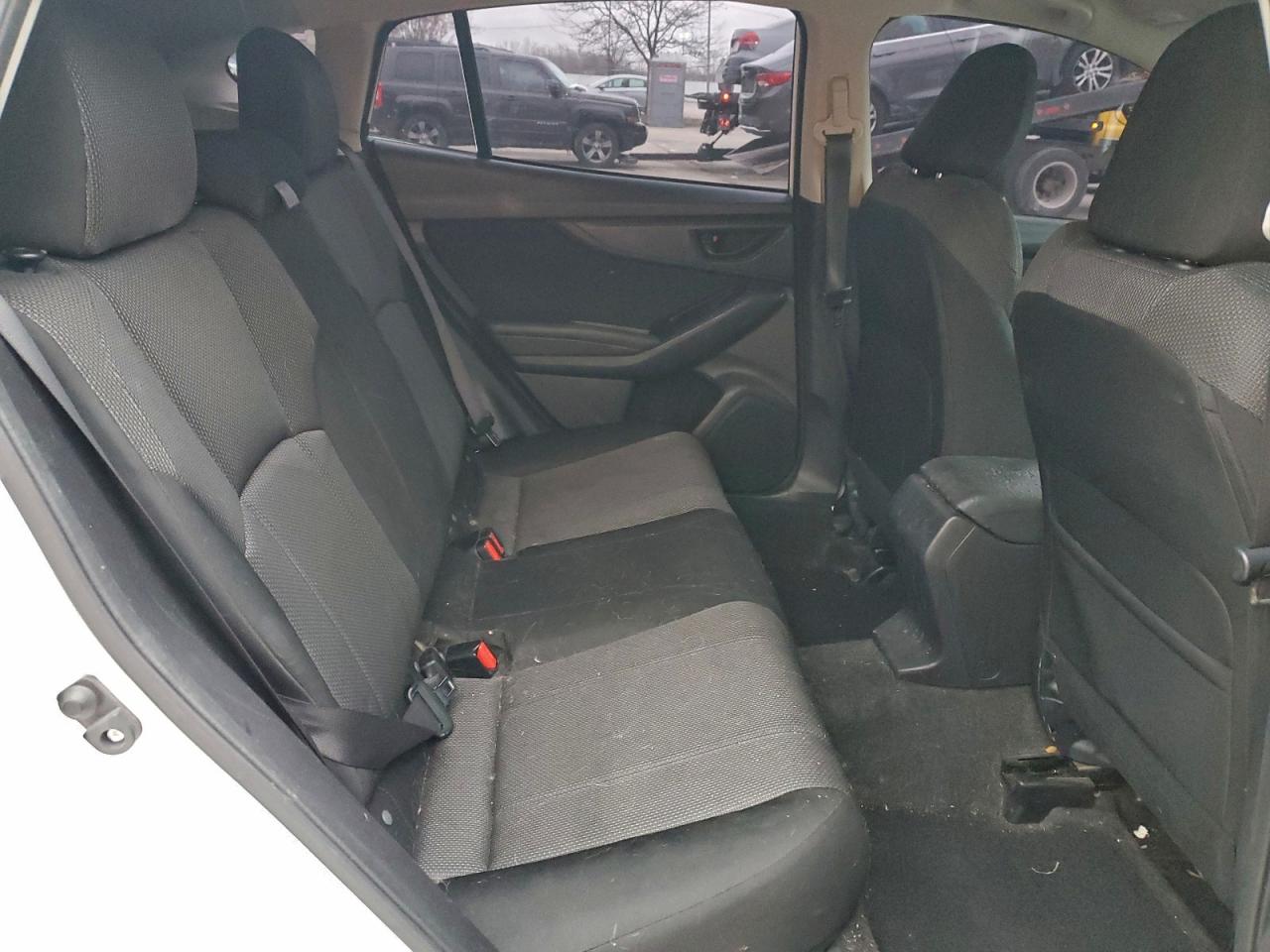2017 SUBARU IMPREZA photo 19