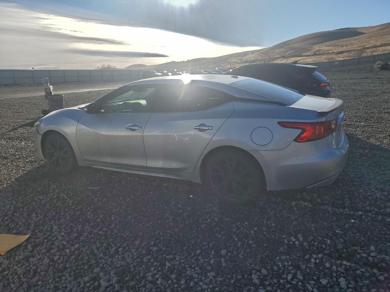2017 NISSAN MAXIMA 3.5S photo 4