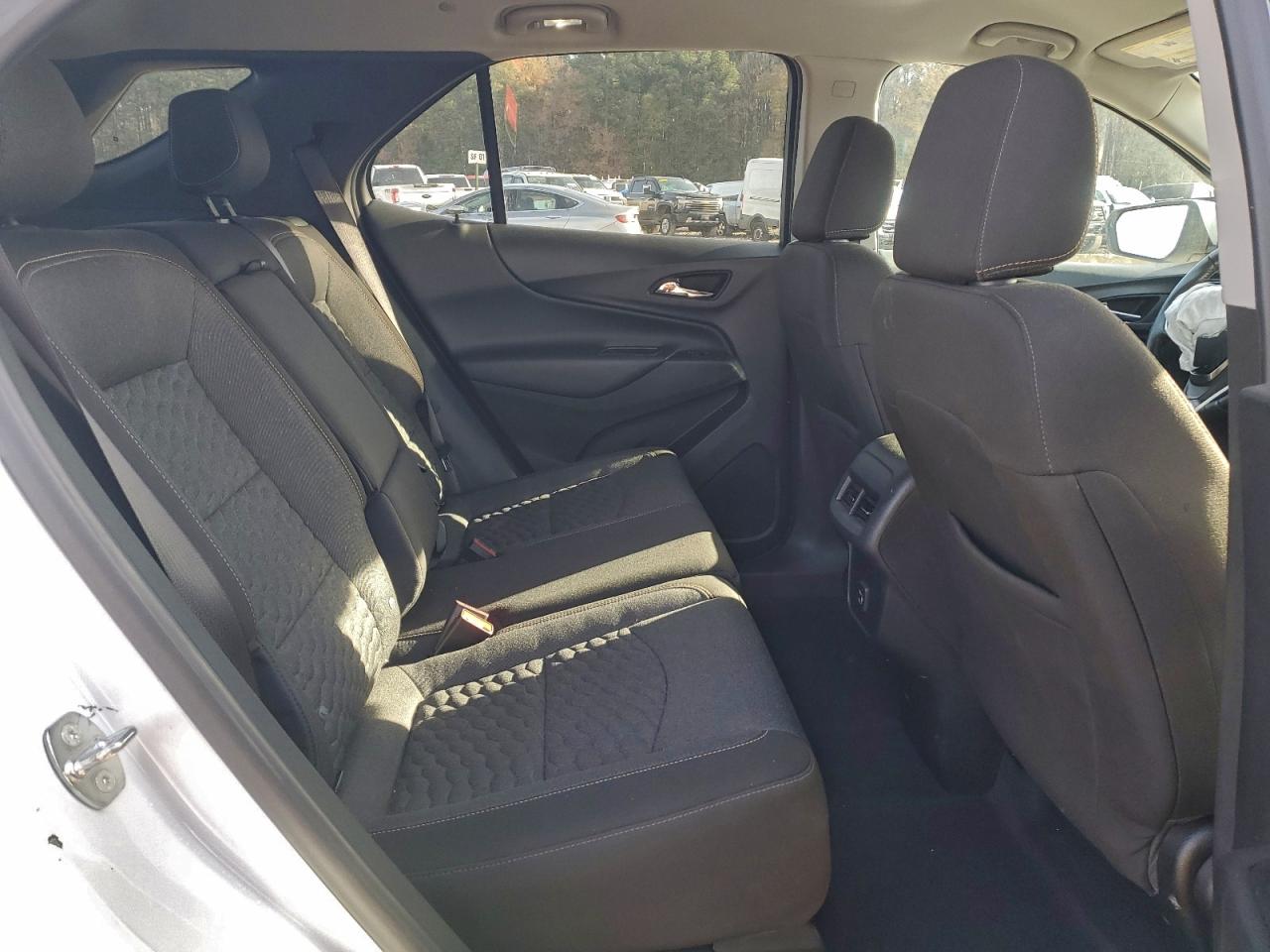 2021 CHEVROLET EQUINOX LT photo 21