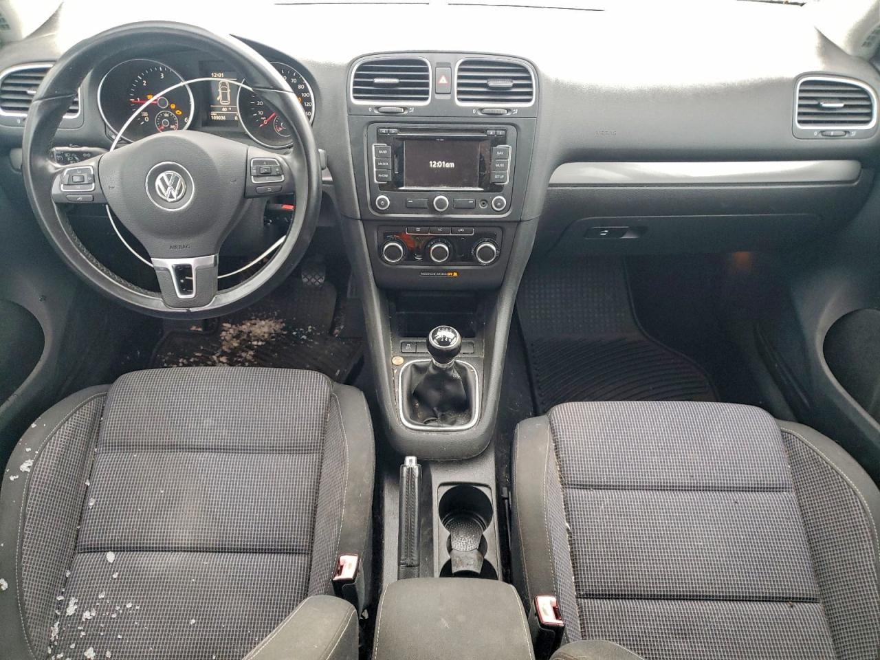 2011 VOLKSWAGEN GOLF photo 22