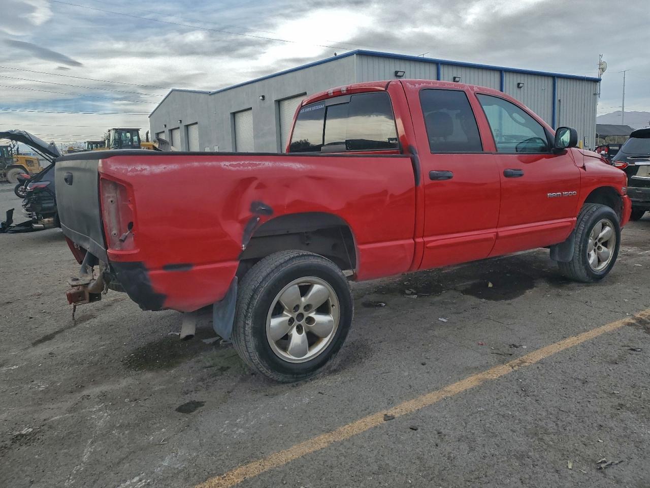 2004 DODGE RAM 1500 ST photo 3
