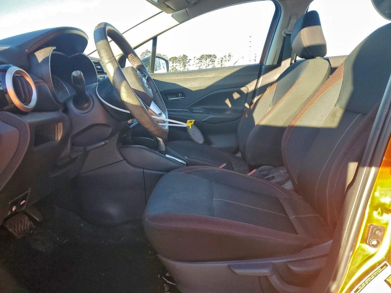 2020 NISSAN VERSA SR photo 7