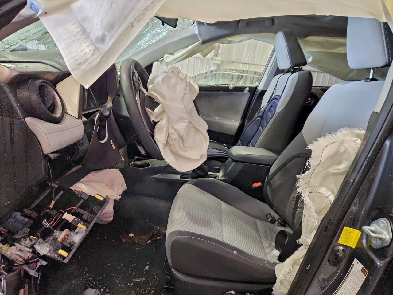 2014 TOYOTA RAV4 XLE photo 7