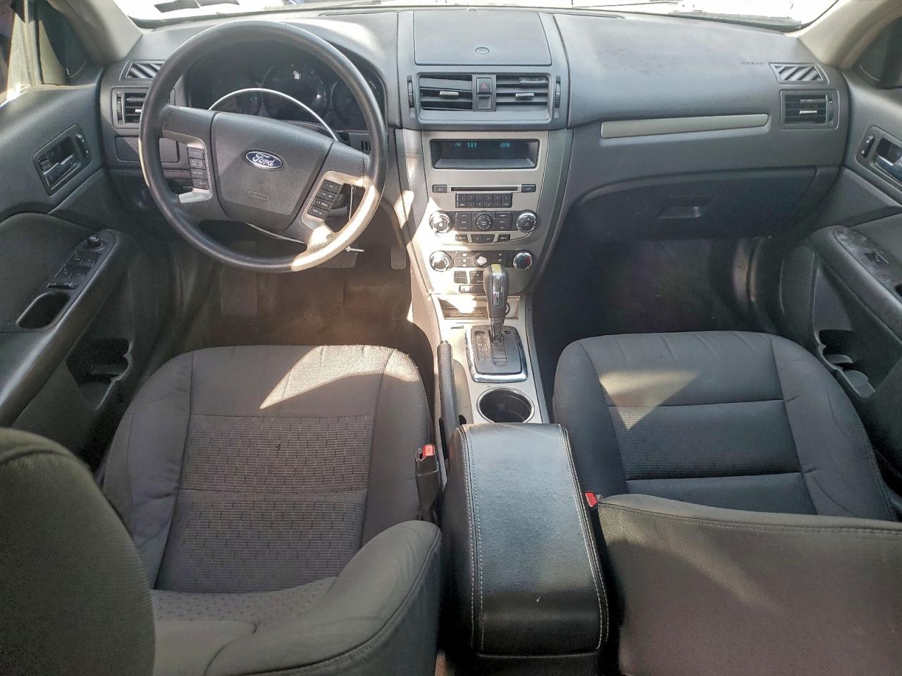 2012 FORD FUSION SE photo 8