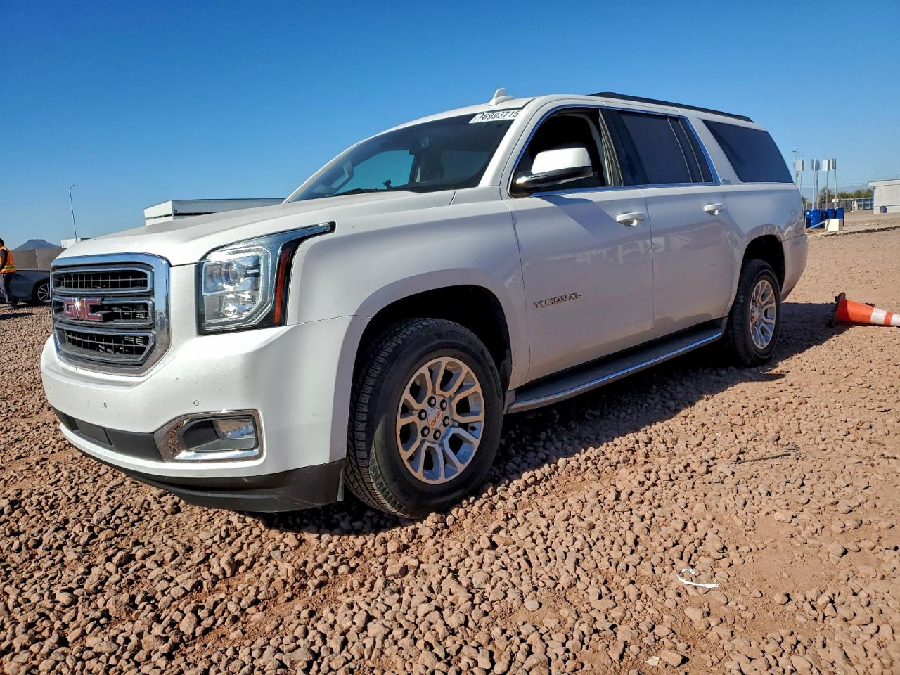 2015 GMC YUKON XL K1500 SLE — MINOR DENT/SCRATCHES damage — photo 1