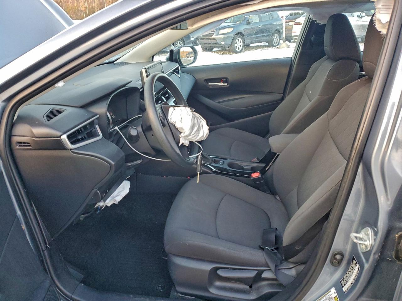 2020 TOYOTA COROLLA LE photo 25