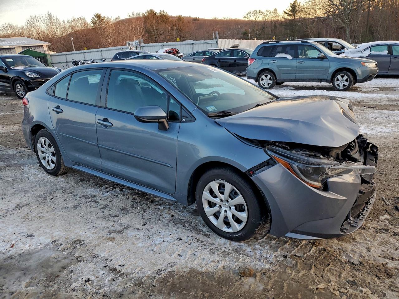 2020 TOYOTA COROLLA LE photo 13