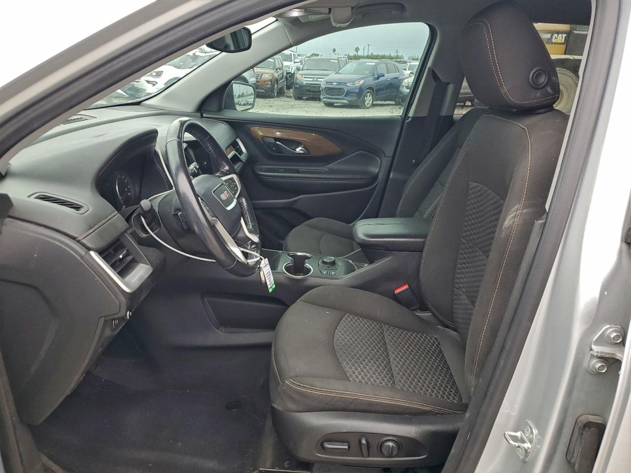 2020 GMC TERRAIN SLE photo 19