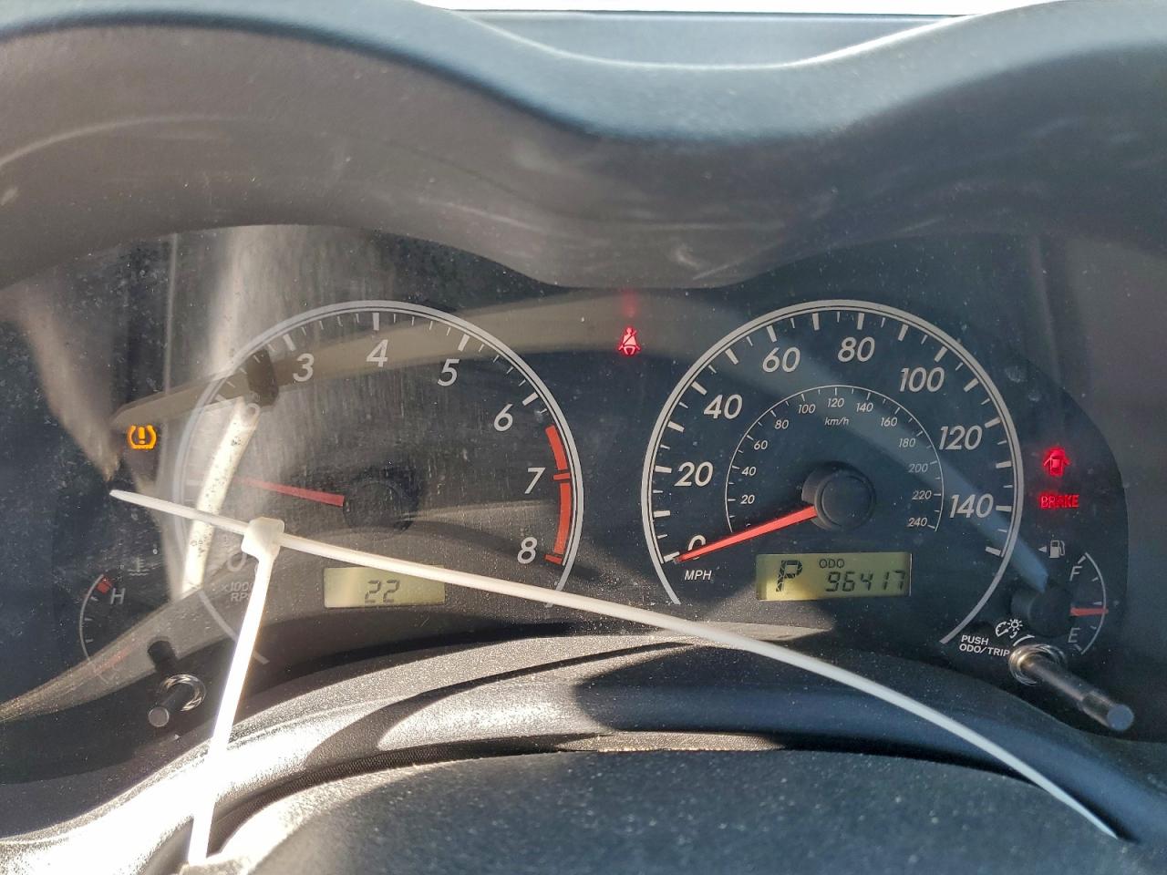 2011 TOYOTA COROLLA BASE photo 17