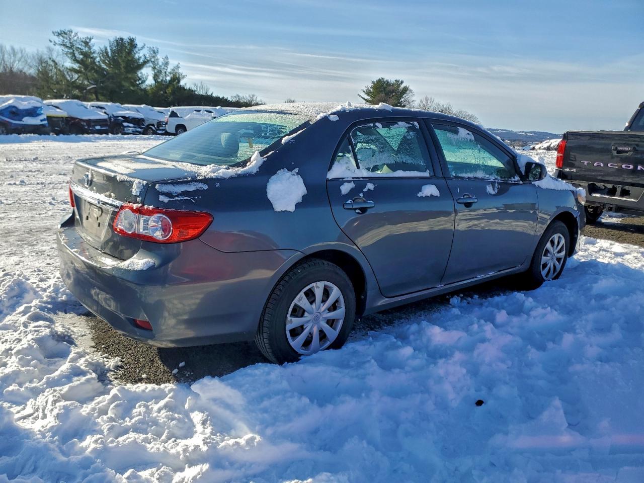 2011 TOYOTA COROLLA BASE photo 5