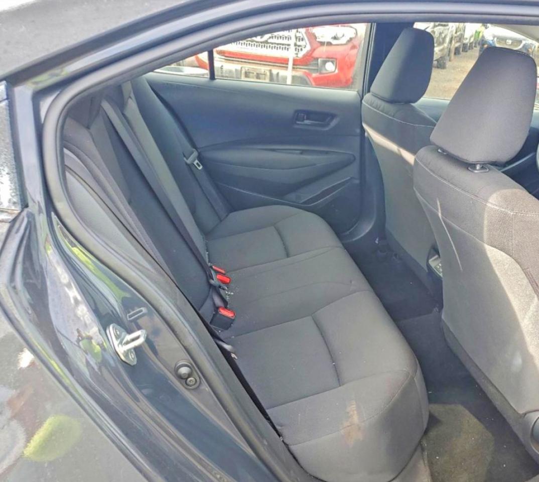 2025 TOYOTA COROLLA LE photo 28
