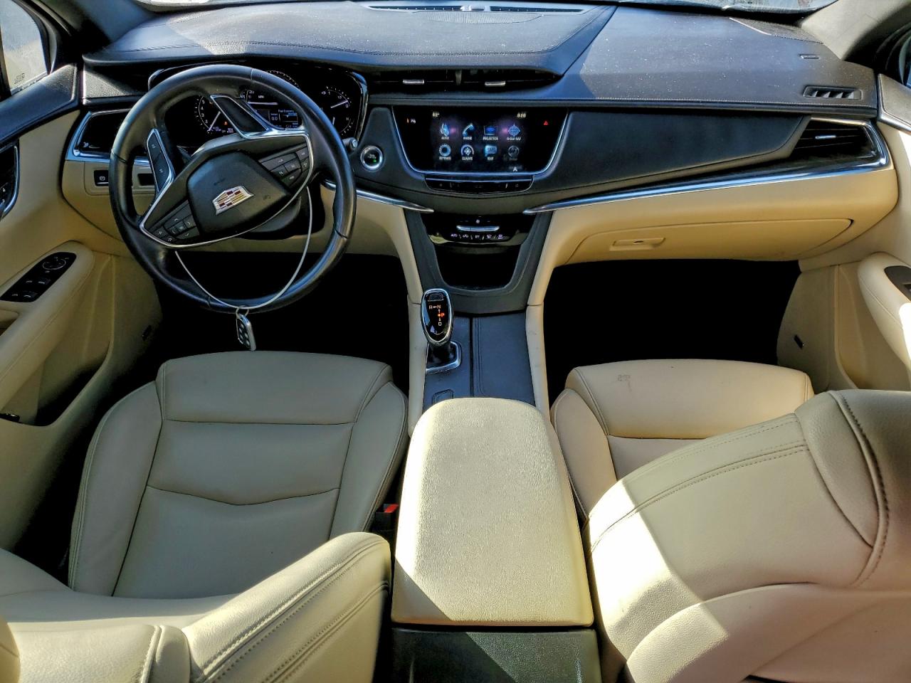 2017 CADILLAC XT5 photo 8