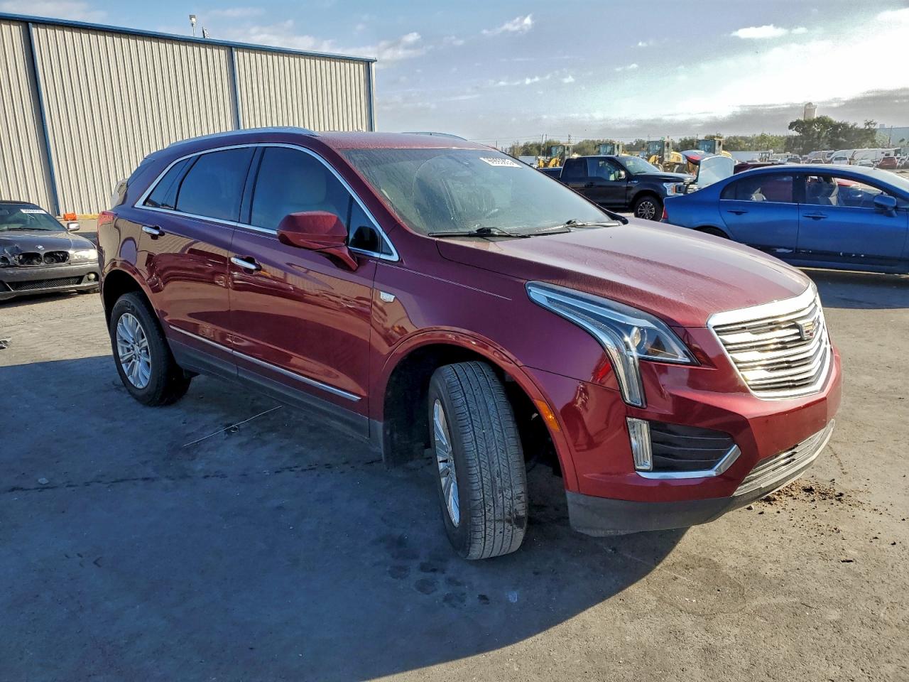 2017 CADILLAC XT5 photo 4