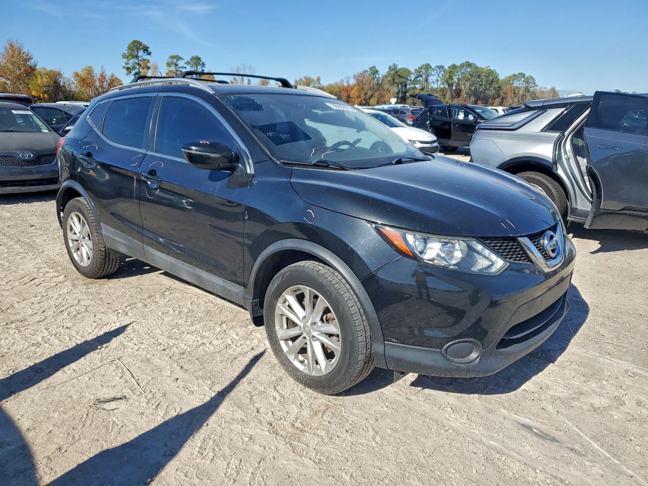 2018 NISSAN ROGUE SPORT S photo 4