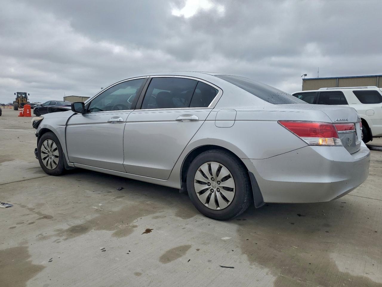 2012 HONDA ACCORD LX photo 3