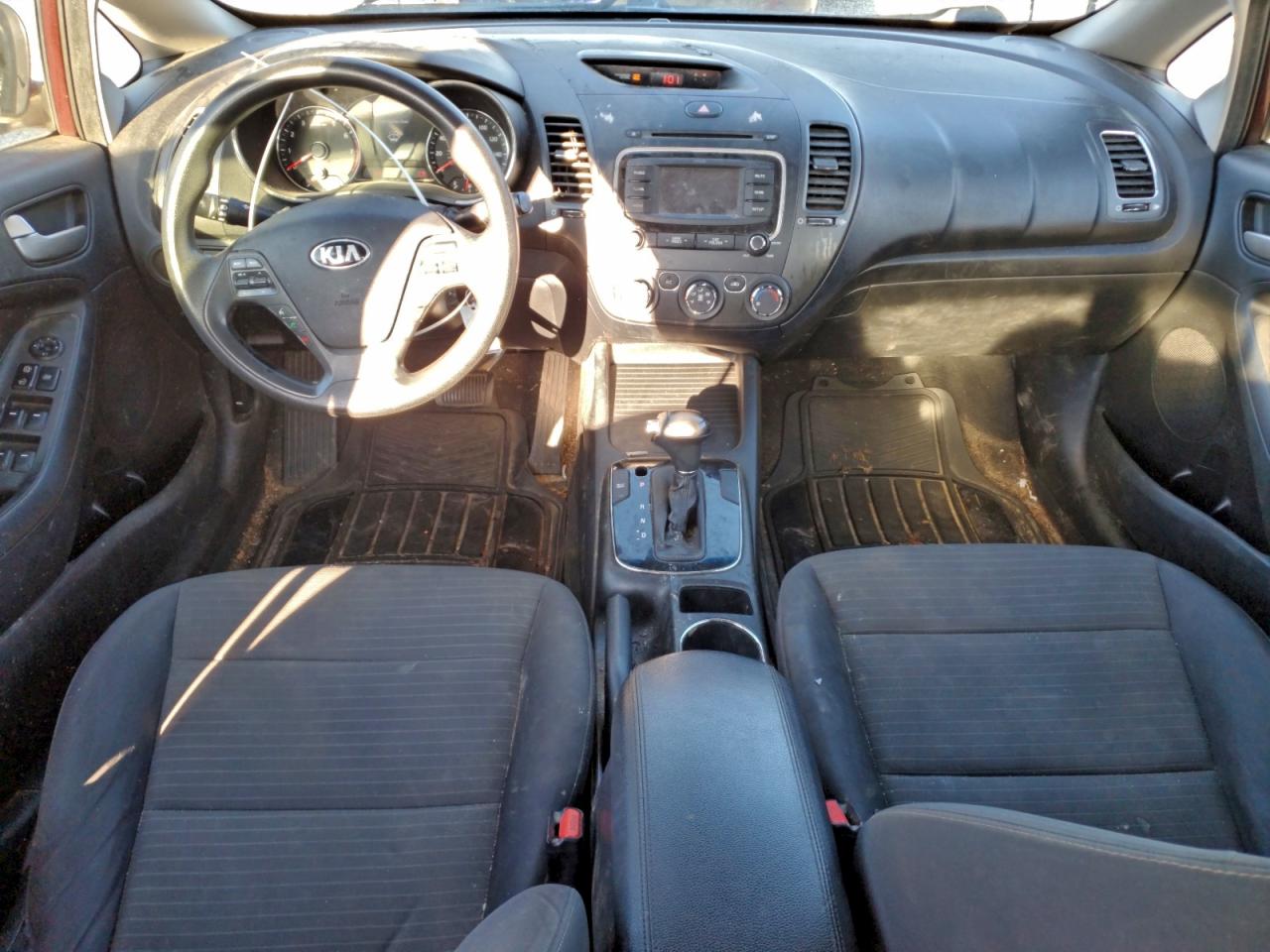 2018 KIA FORTE LX photo 8
