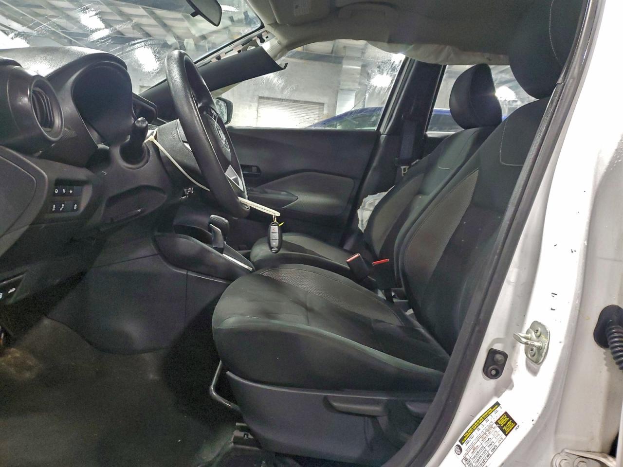 2020 NISSAN KICKS S photo 7