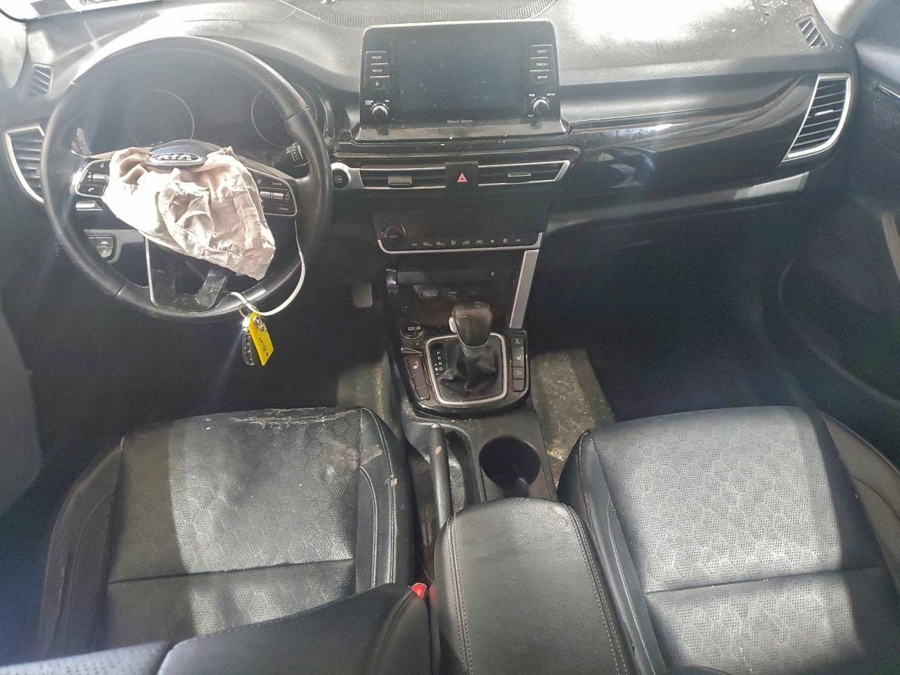 2021 KIA SELTOS EX photo 8