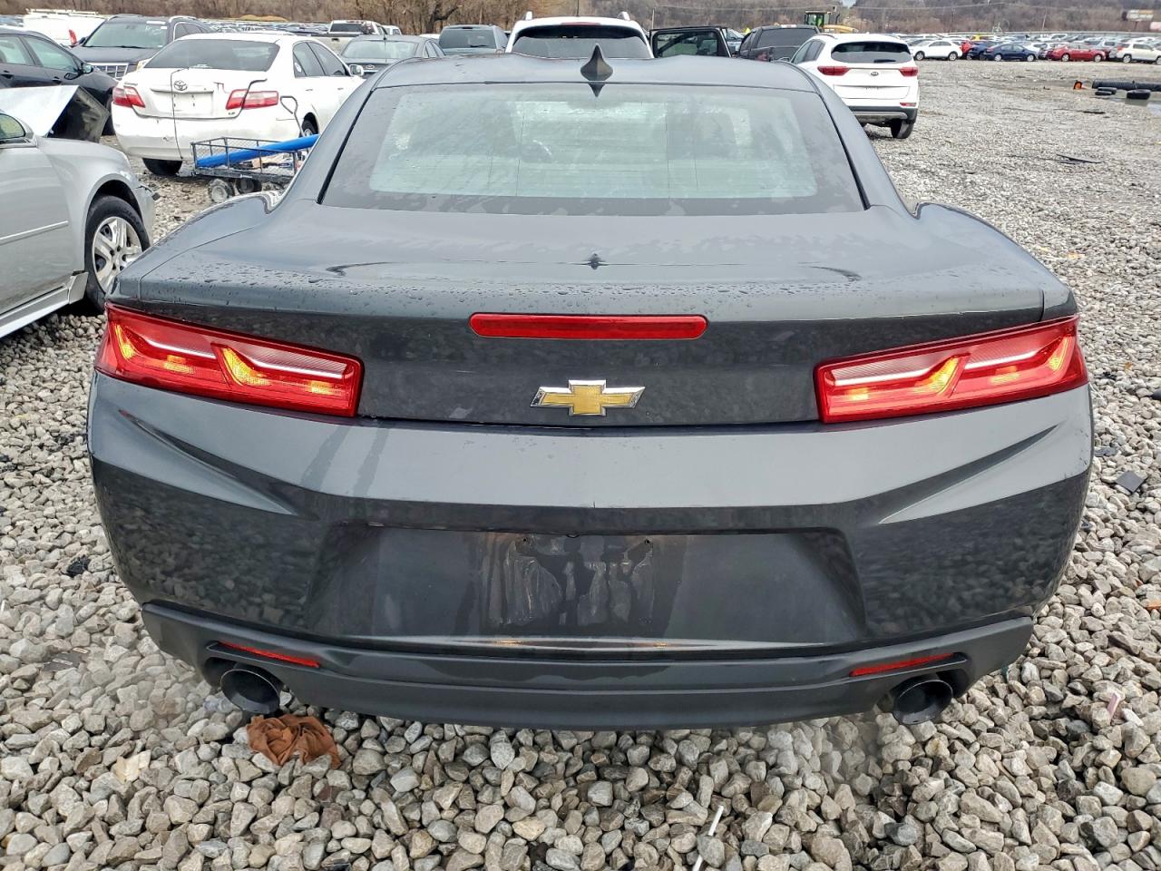 2016 CHEVROLET CAMARO LT photo 6
