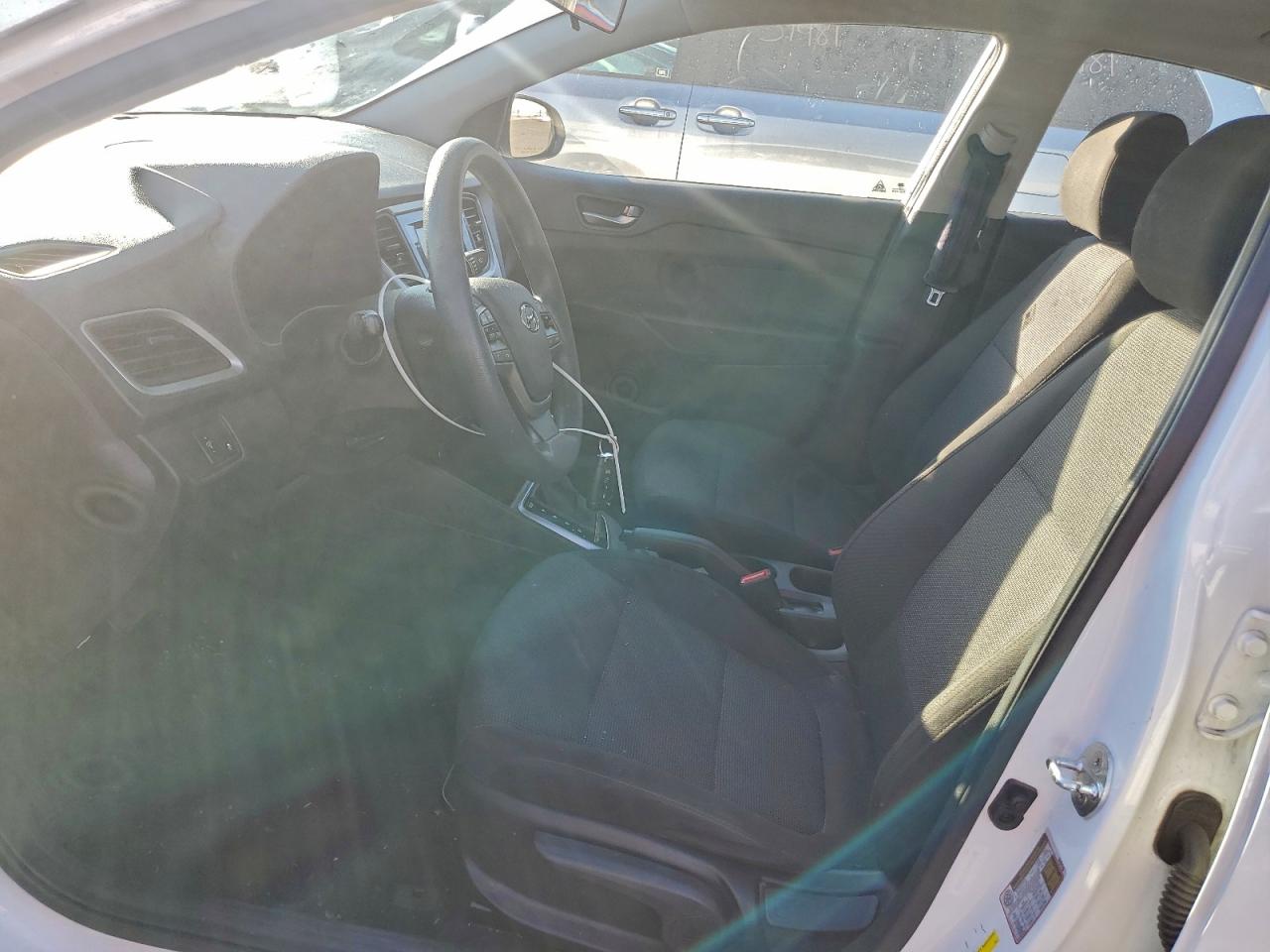 2019 HYUNDAI ACCENT SE photo 7