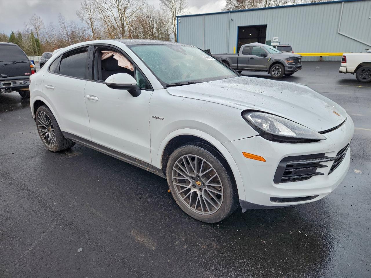 2021 PORSCHE CAYENNE E HYBRID COUPE photo 4
