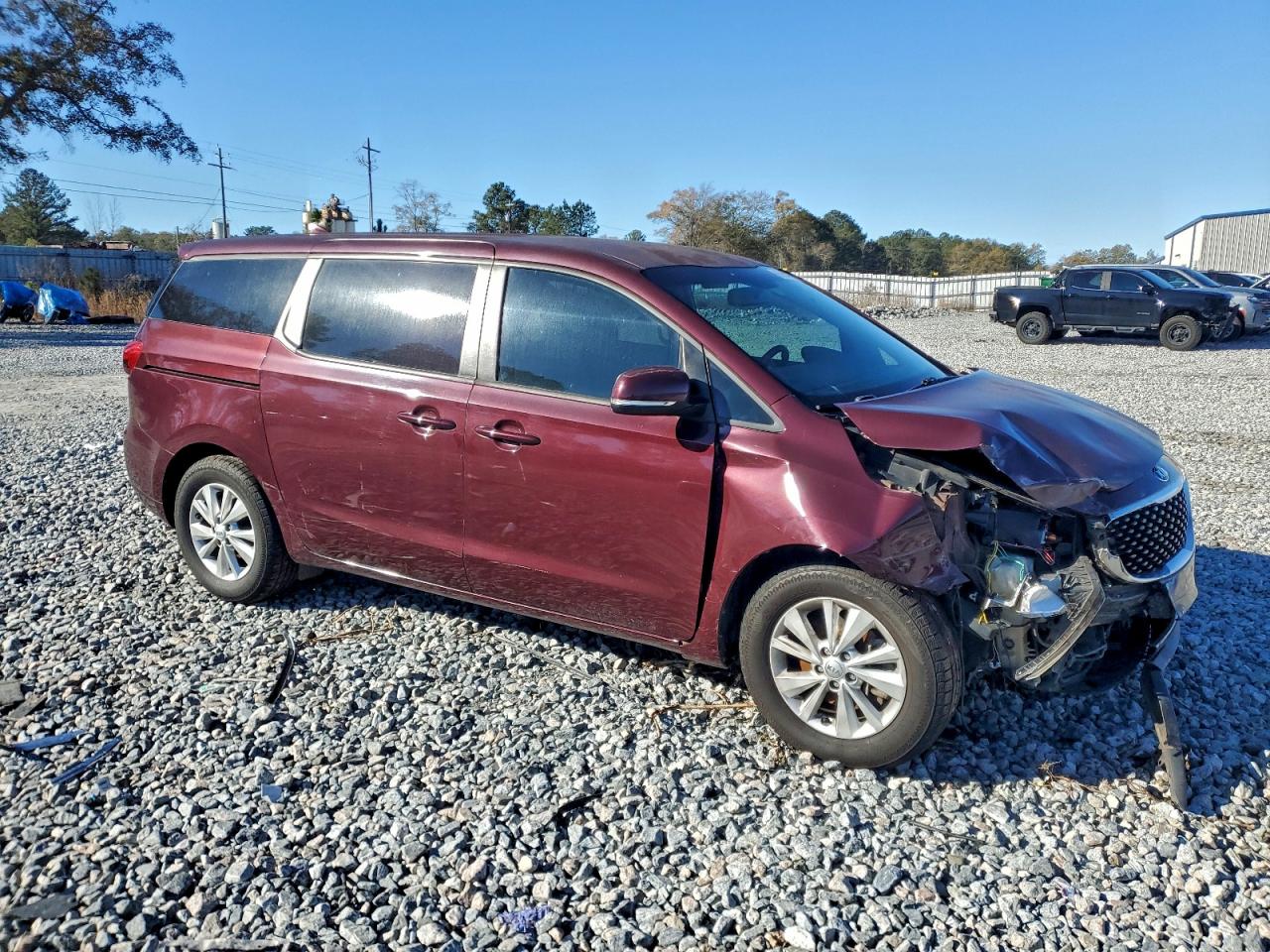 2017 KIA SEDONA LX photo 4