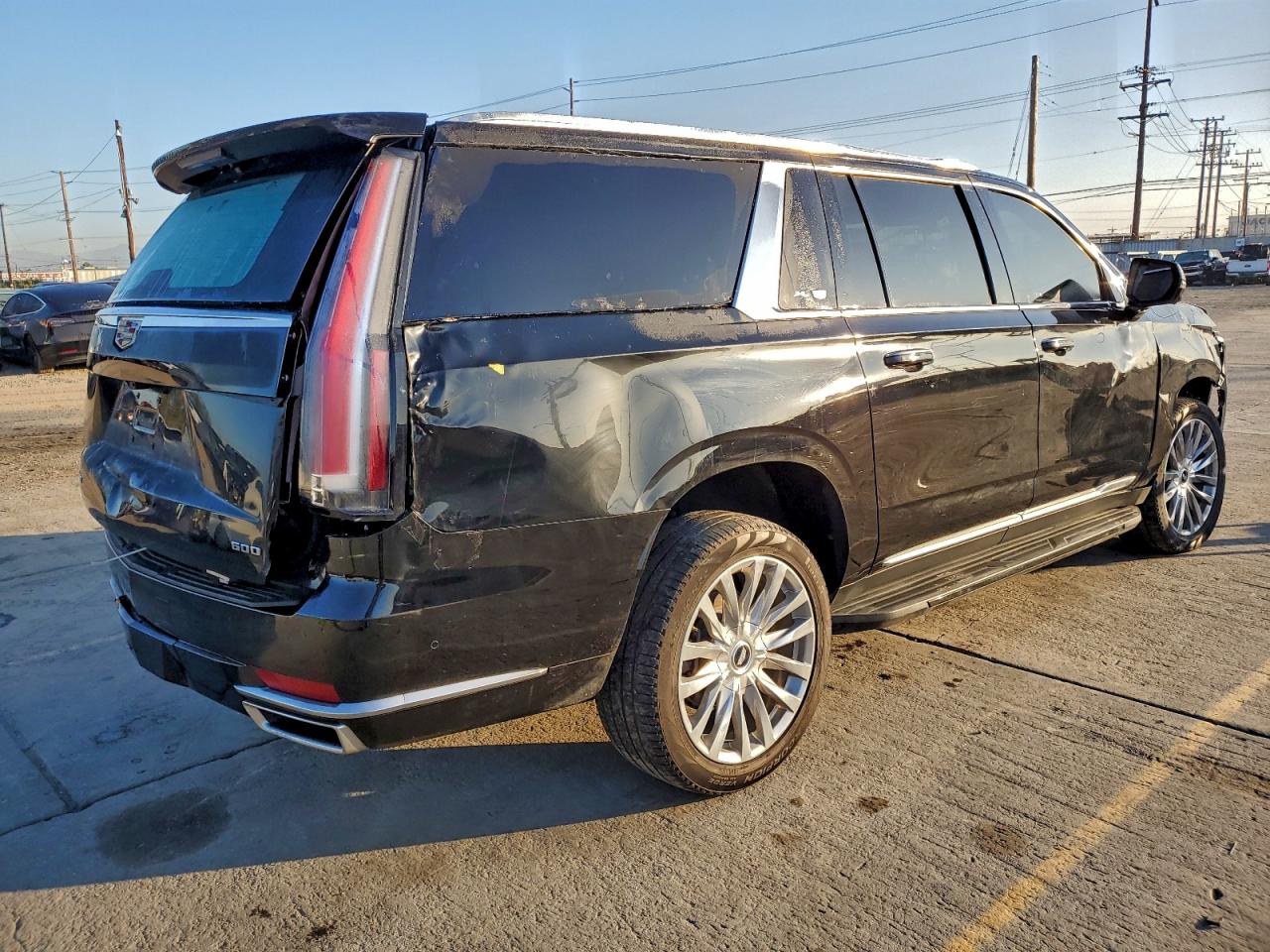 2022 CADILLAC ESCALADE ESV PREMIUM LUXURY photo 3