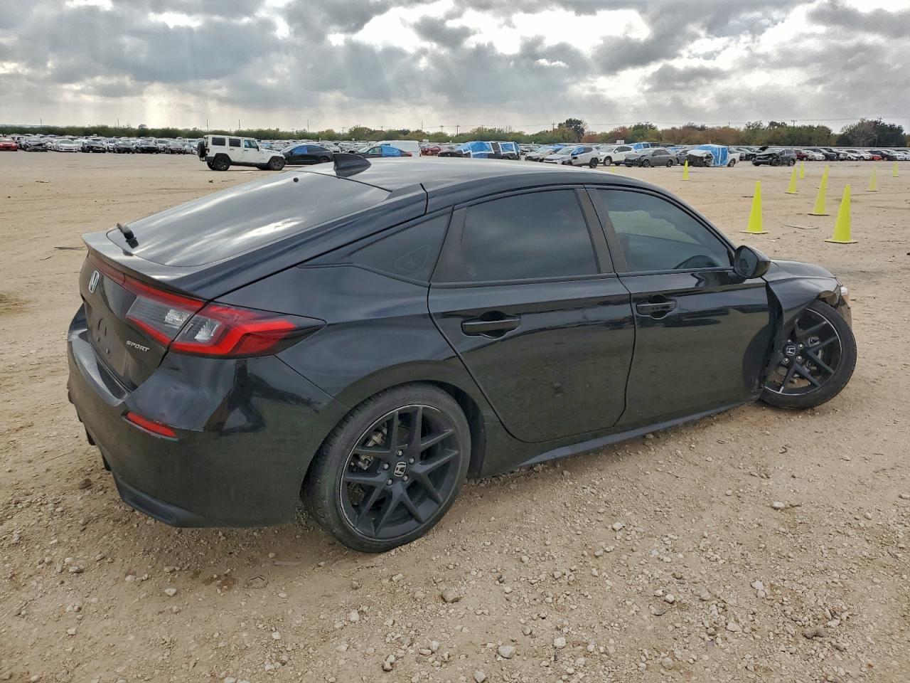 2023 HONDA CIVIC SPORT photo 3