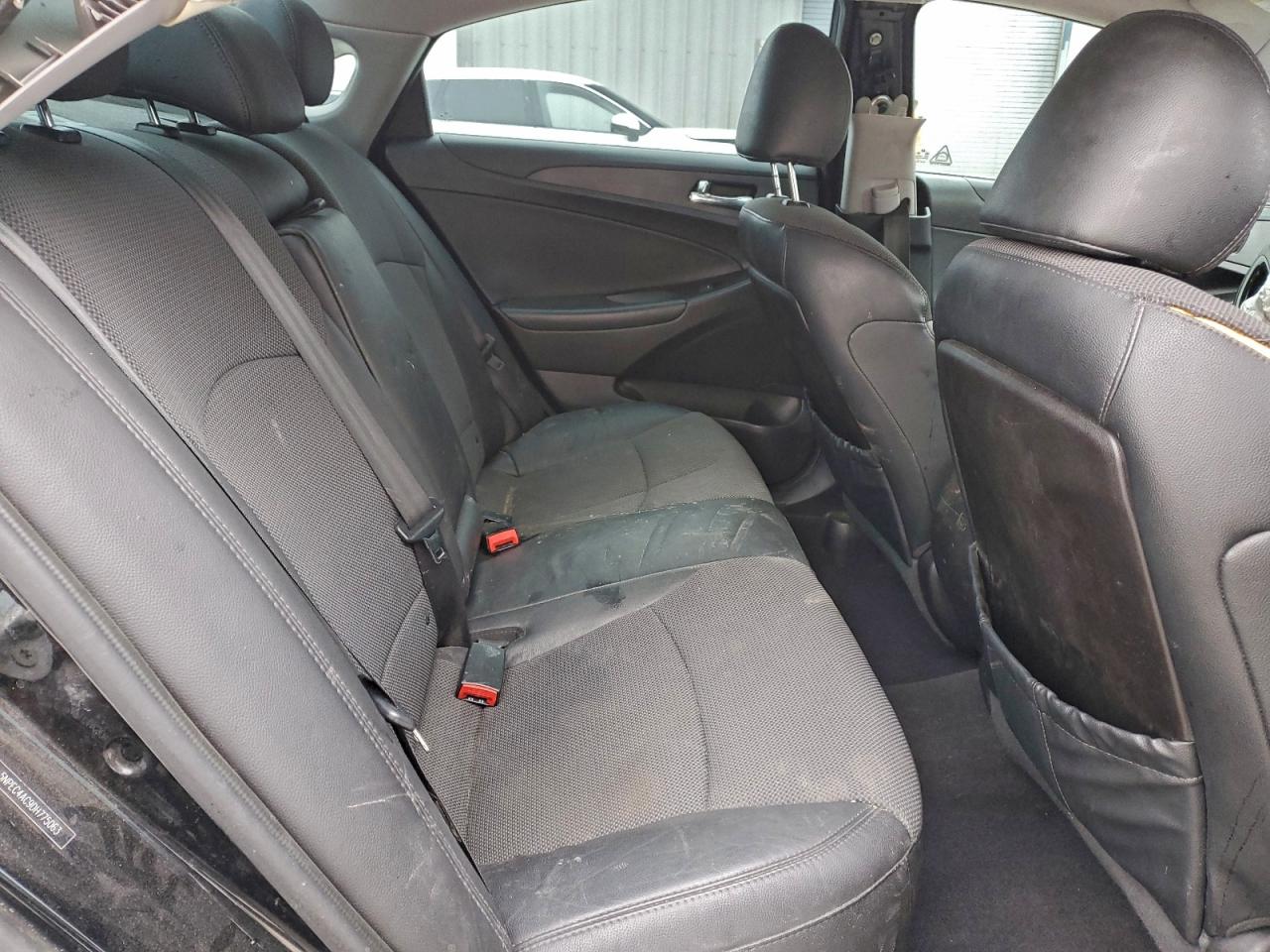 2013 HYUNDAI SONATA SE photo 10