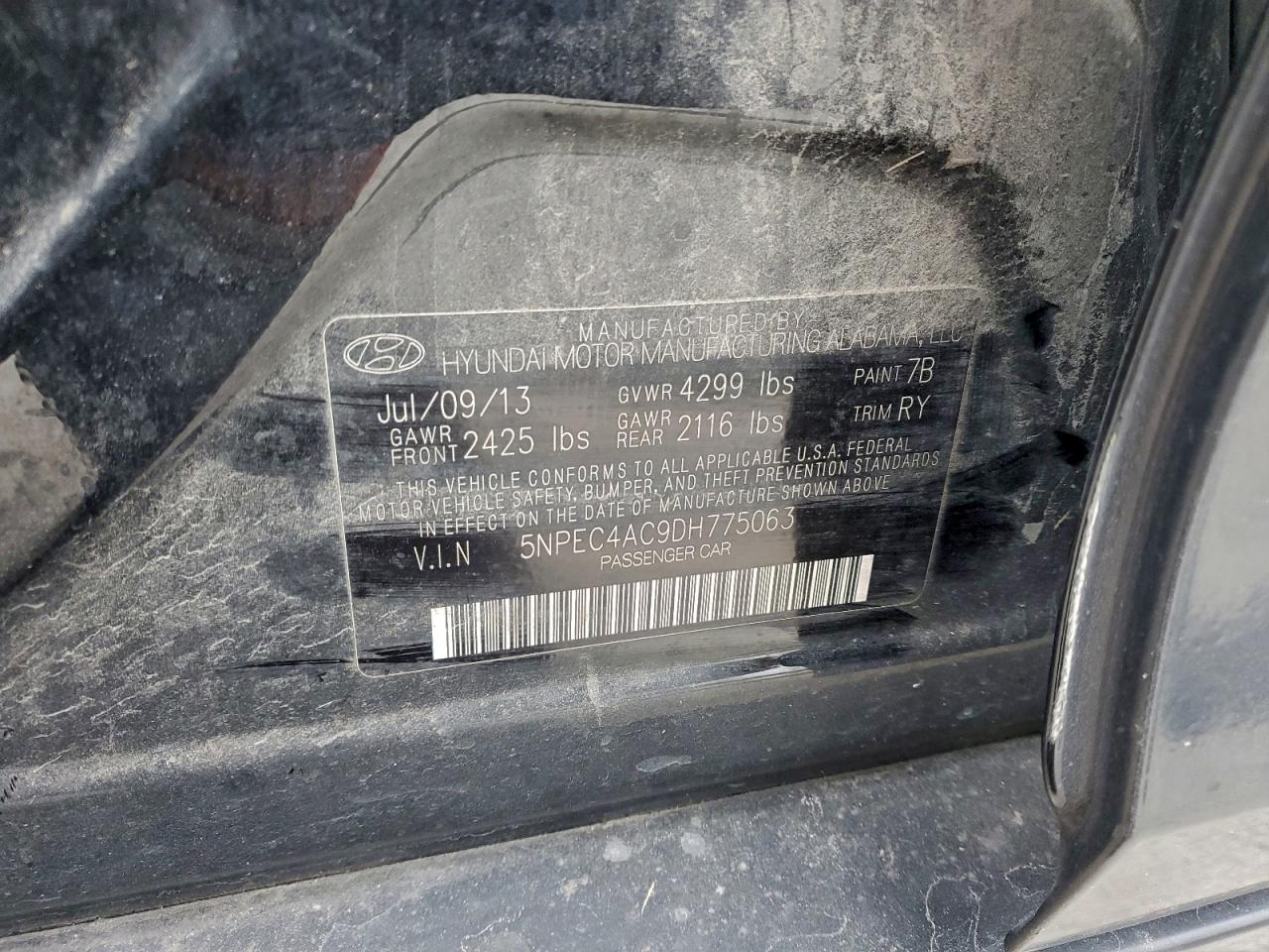 2013 HYUNDAI SONATA SE photo 12