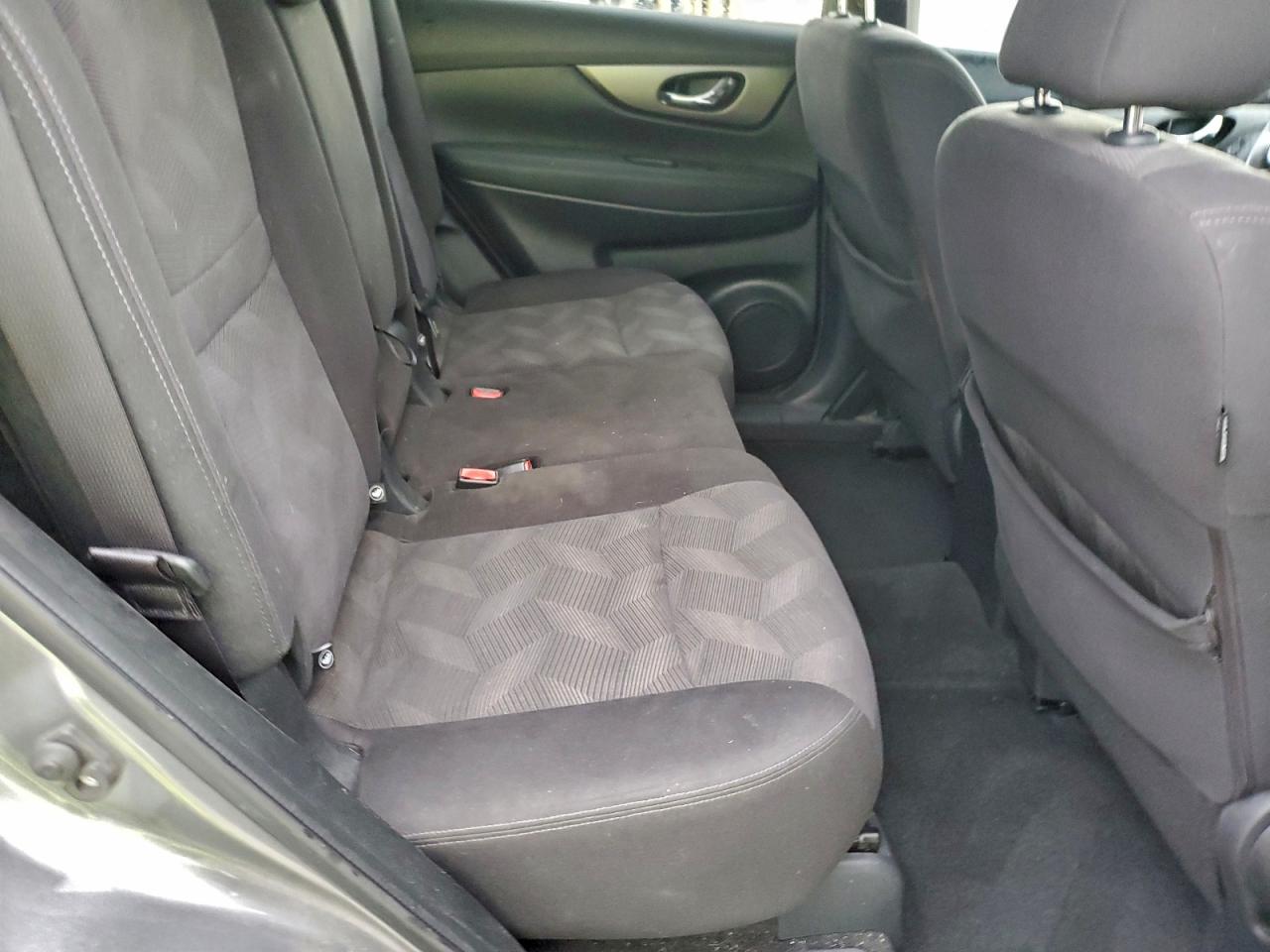 2016 NISSAN ROGUE S photo 28