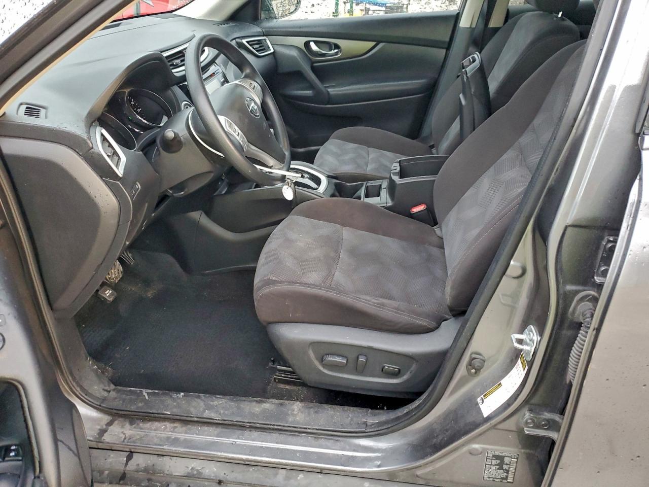 2016 NISSAN ROGUE S photo 19