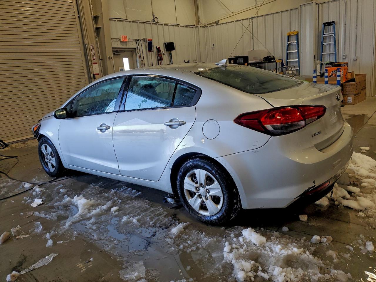 2017 KIA FORTE LX photo 2