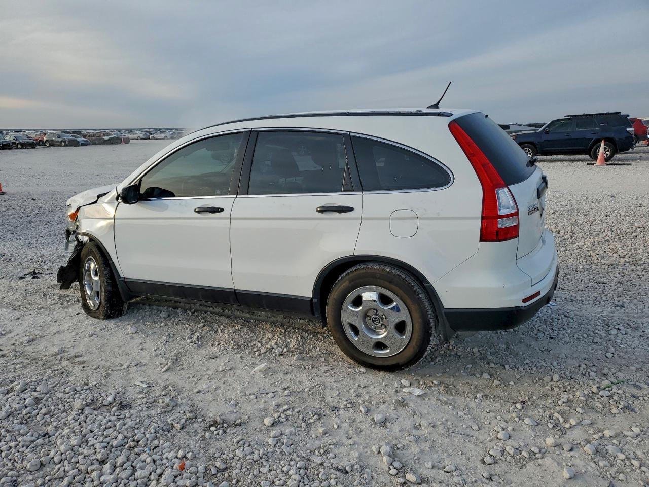 2011 HONDA CR-V LX photo 4