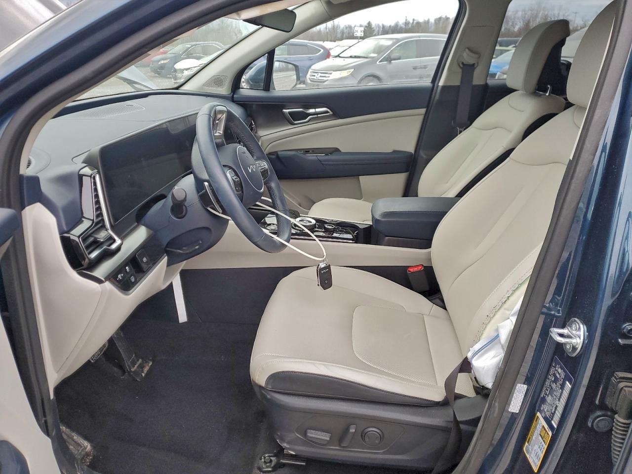 2025 KIA SPORTAGE EX photo 13