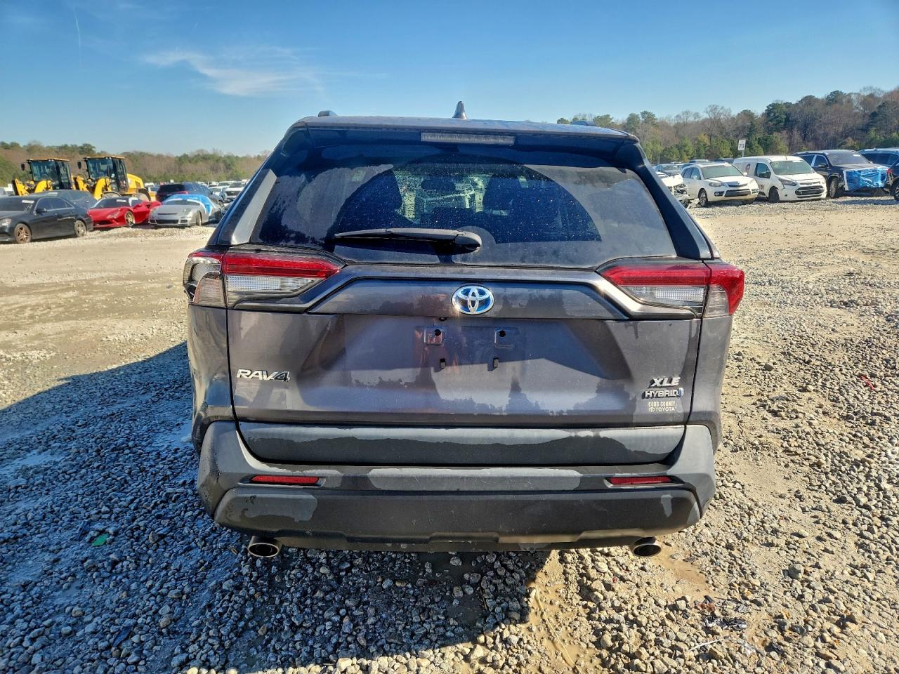 2022 TOYOTA RAV4 XLE photo 11