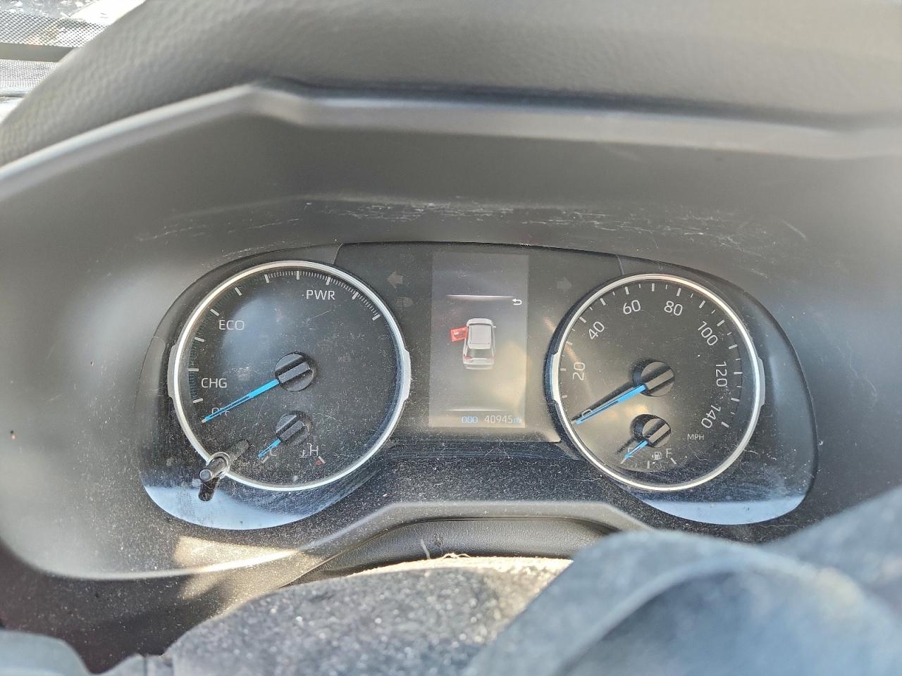 2022 TOYOTA RAV4 XLE photo 17