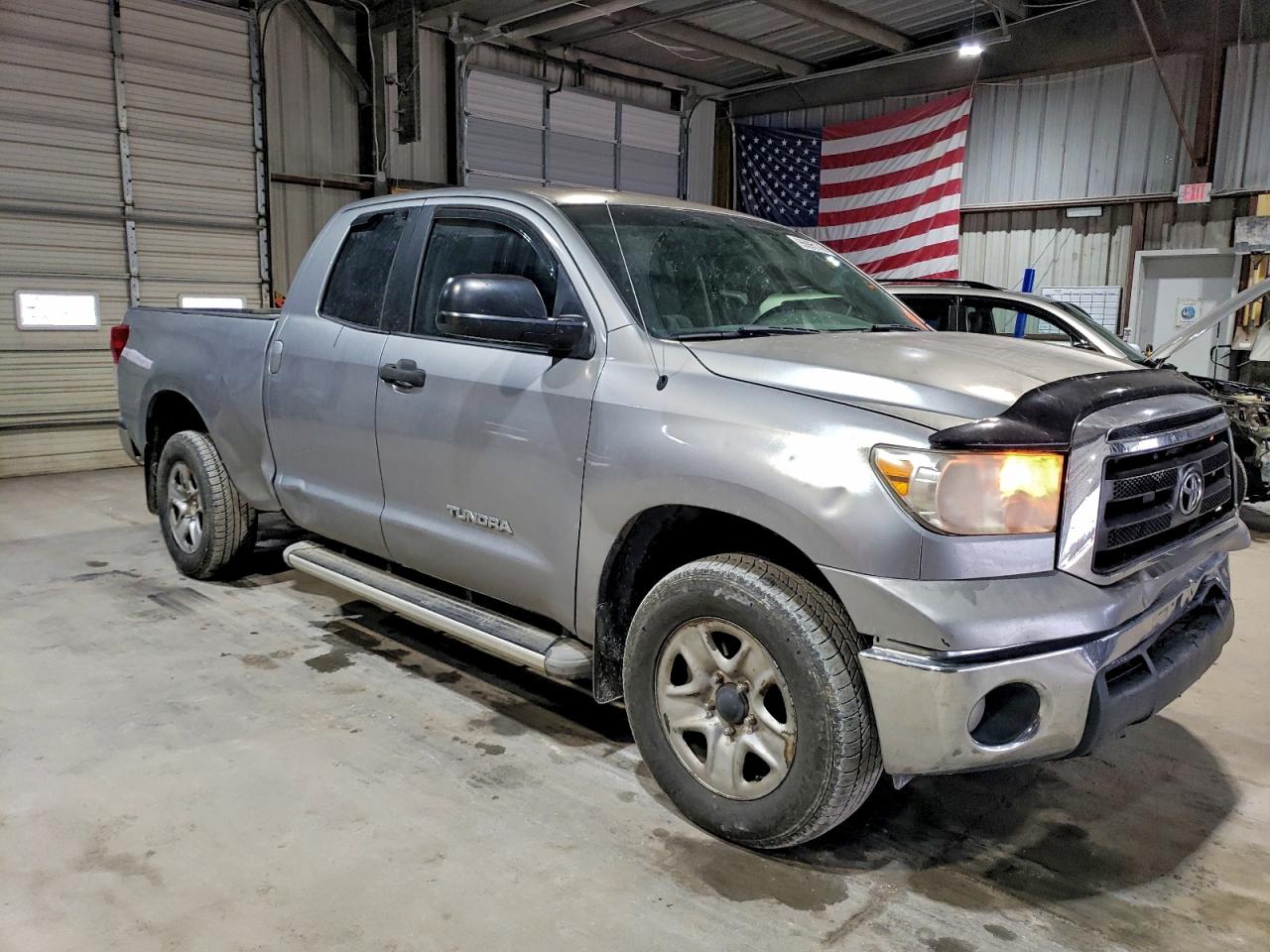 2010 TOYOTA TUNDRA DOUBLE CAB SR5 photo 7
