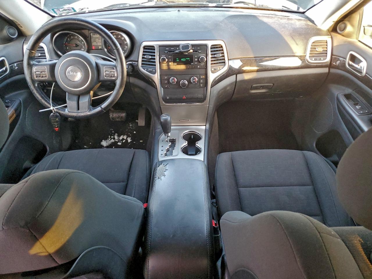2011 JEEP GRAND CHEROKEE LAREDO photo 15