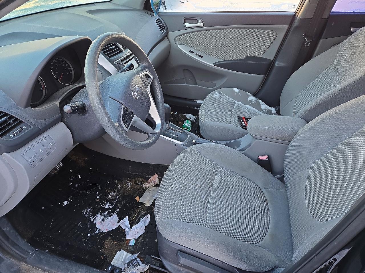 2012 HYUNDAI ACCENT GLS photo 7