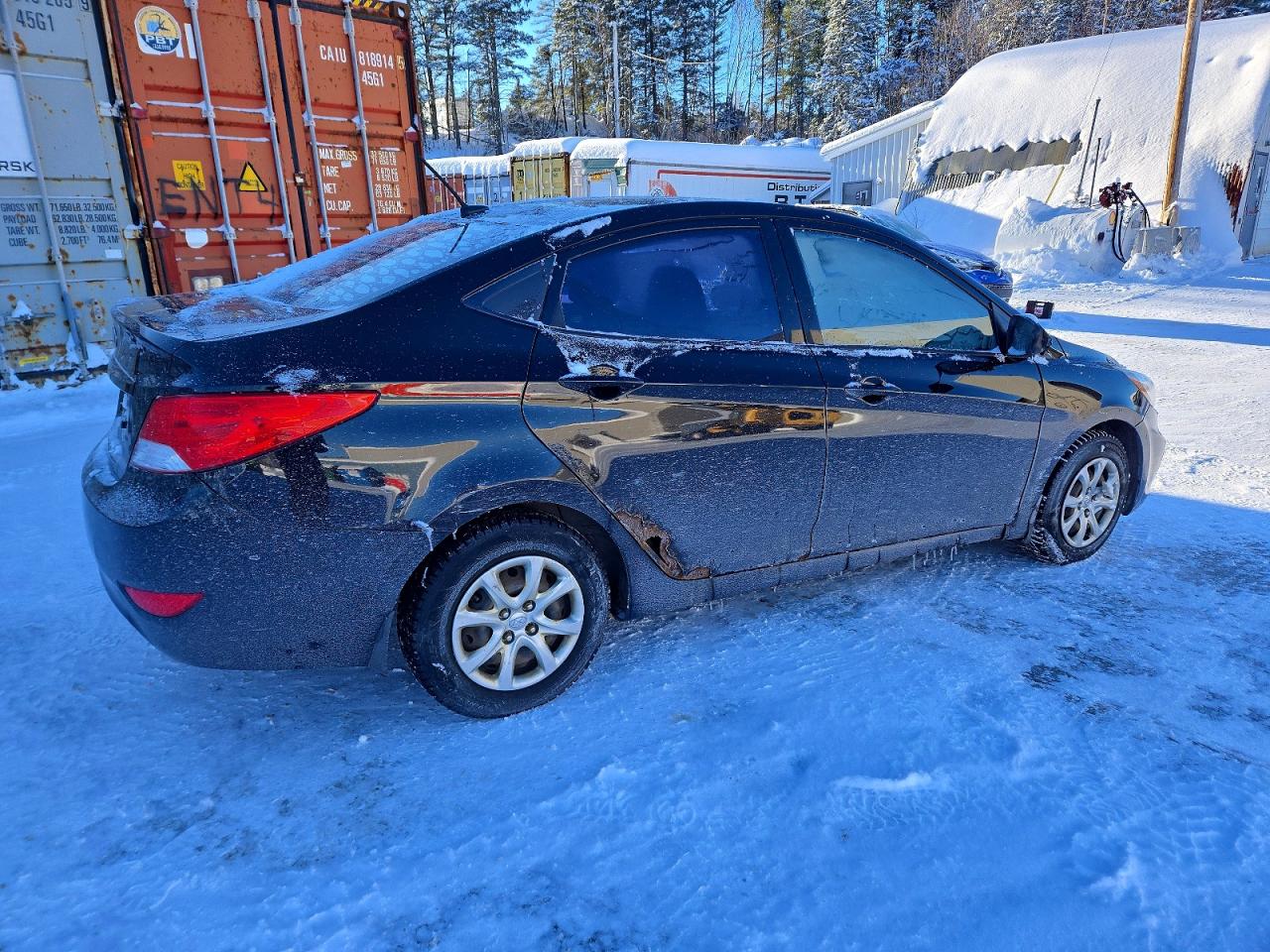 2012 HYUNDAI ACCENT GLS photo 3