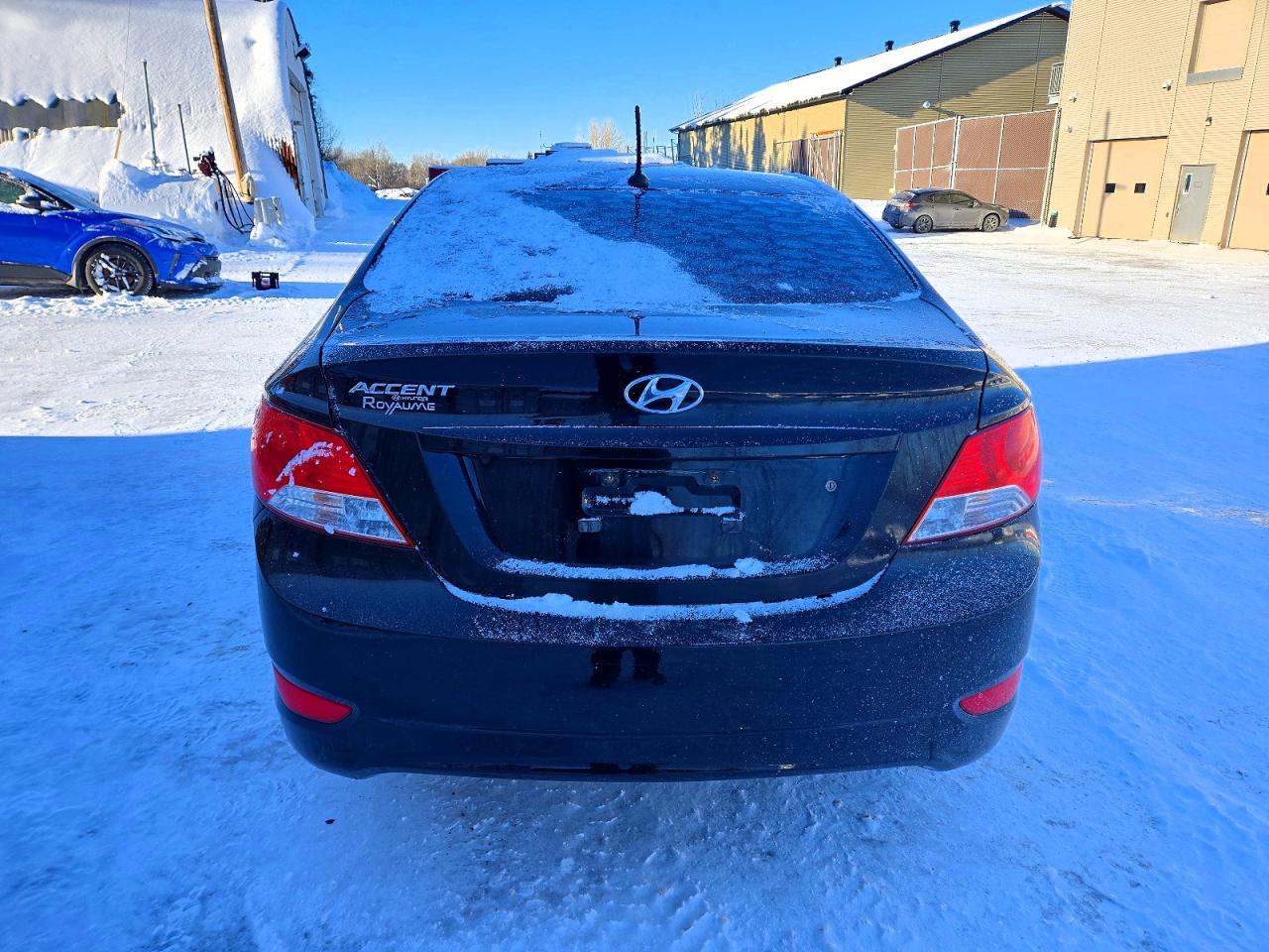 2012 HYUNDAI ACCENT GLS photo 6