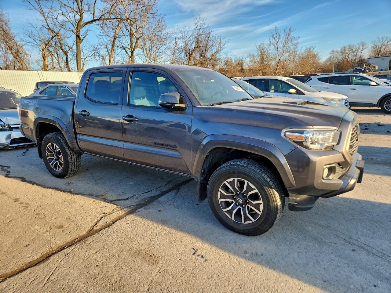 2022 TOYOTA TACOMA DOUBLE CAB photo 4