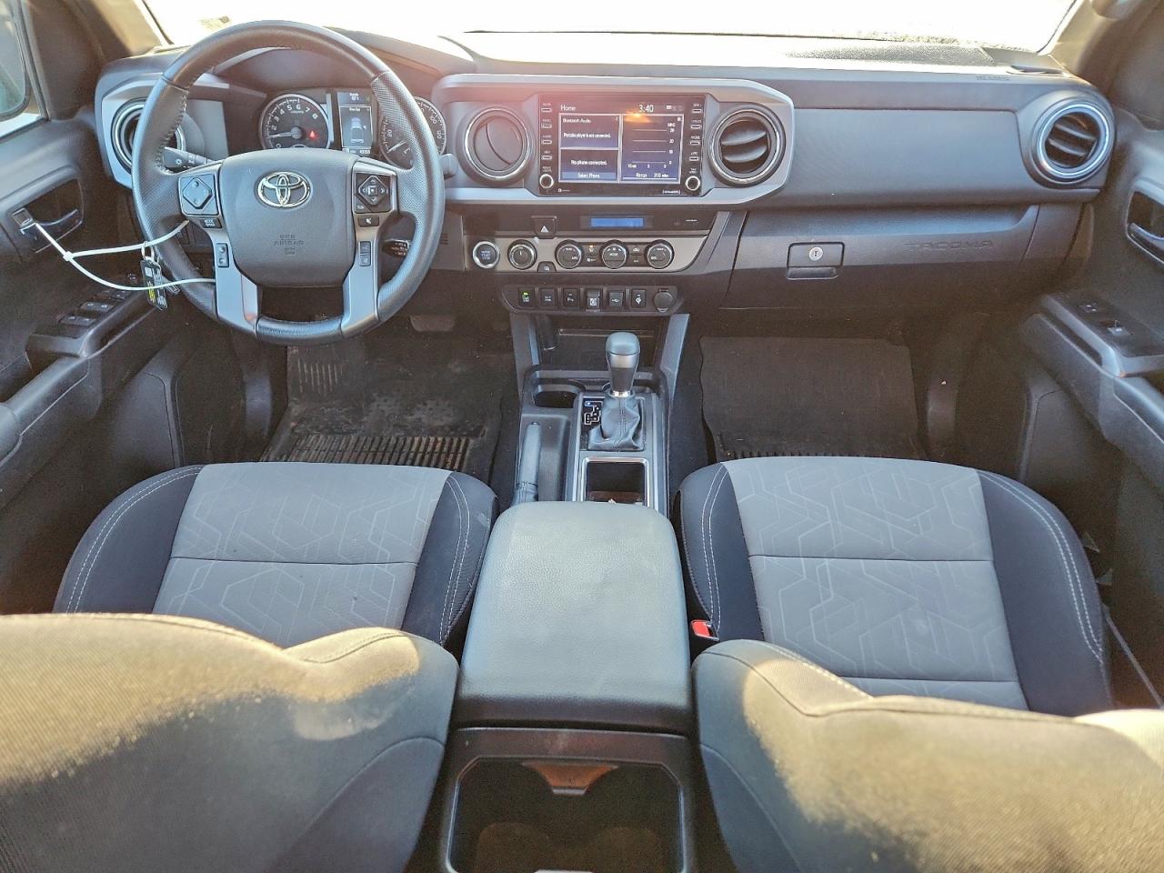 2022 TOYOTA TACOMA DOUBLE CAB photo 8