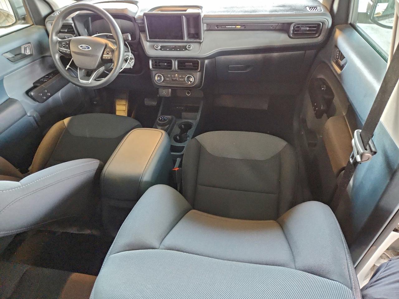 2024 FORD MAVERICK XL photo 22