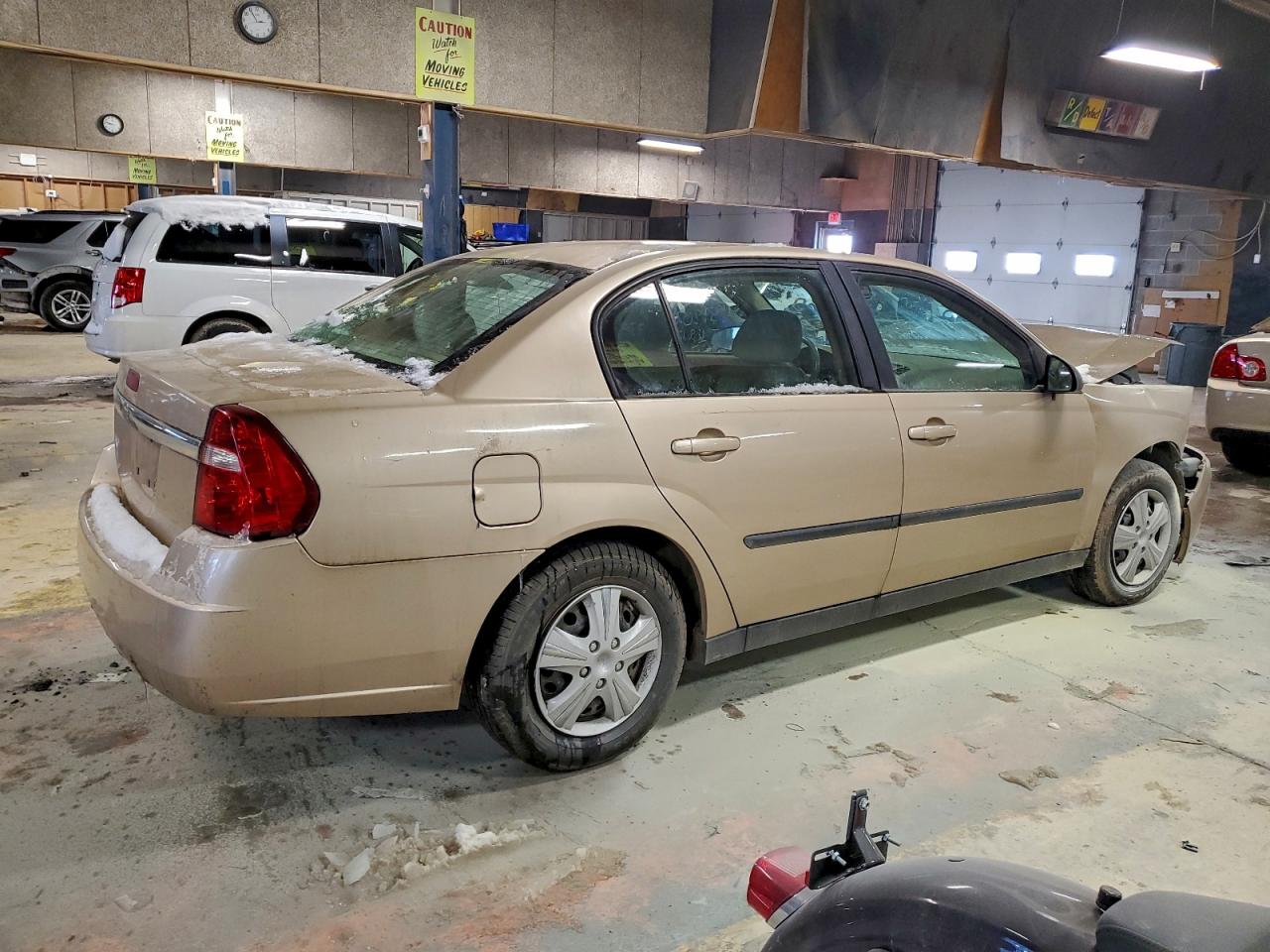 2004 CHEVROLET MALIBU photo 3