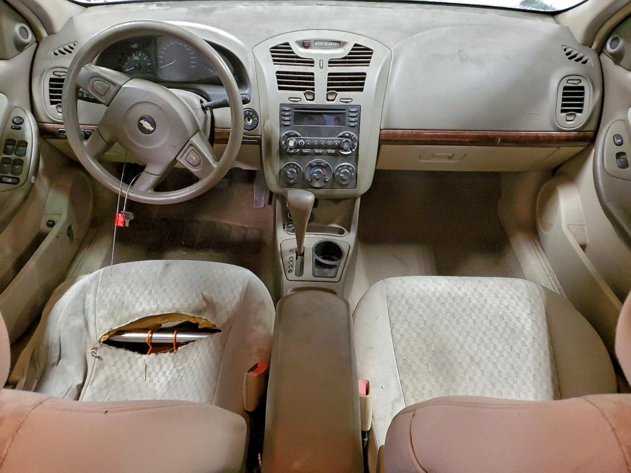2004 CHEVROLET MALIBU photo 8