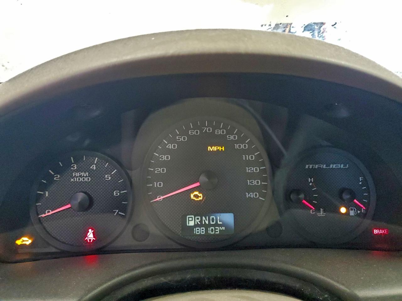 2004 CHEVROLET MALIBU photo 9